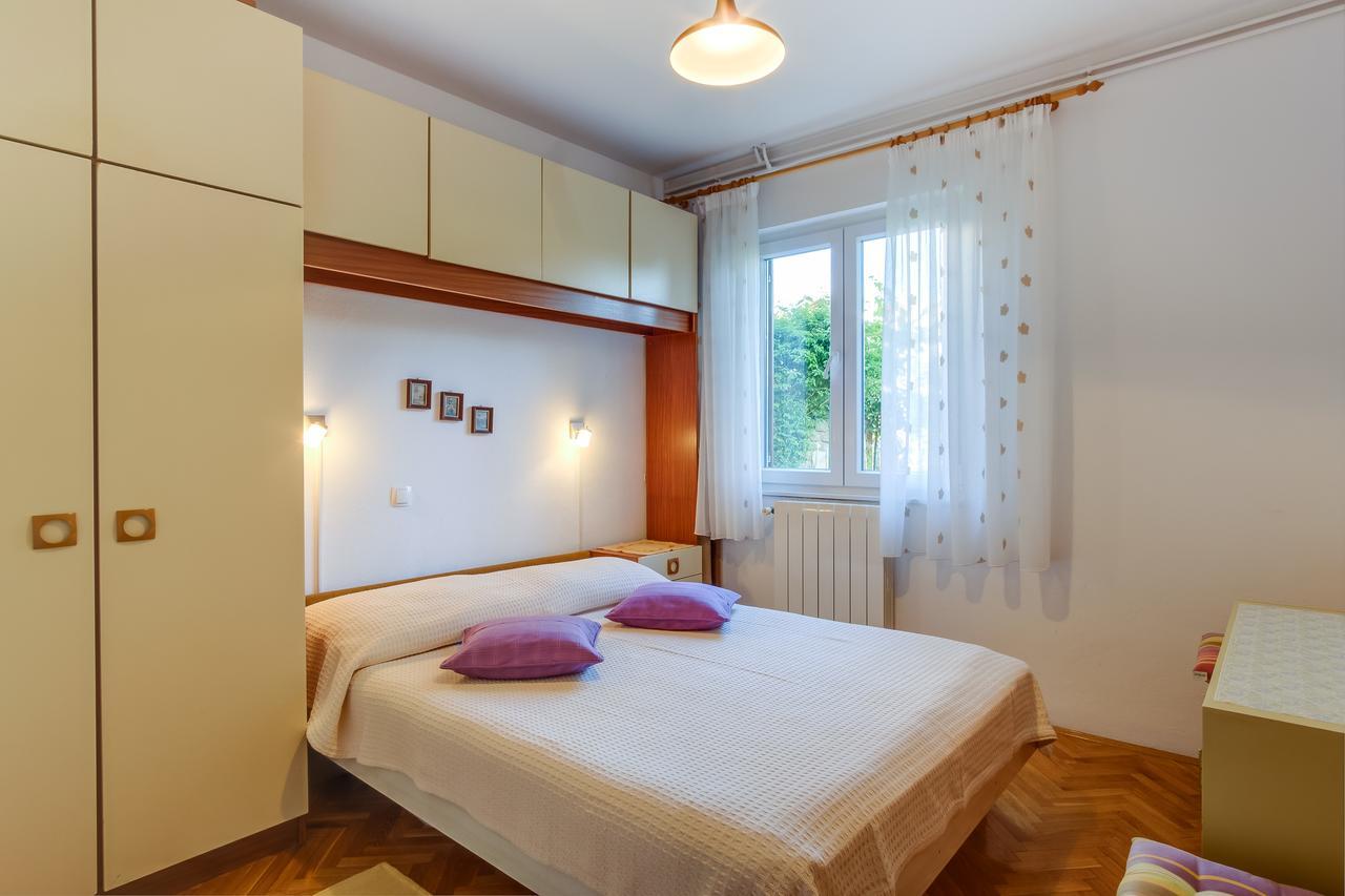 Apartments Beba マリ・ロシニュ エクステリア 写真